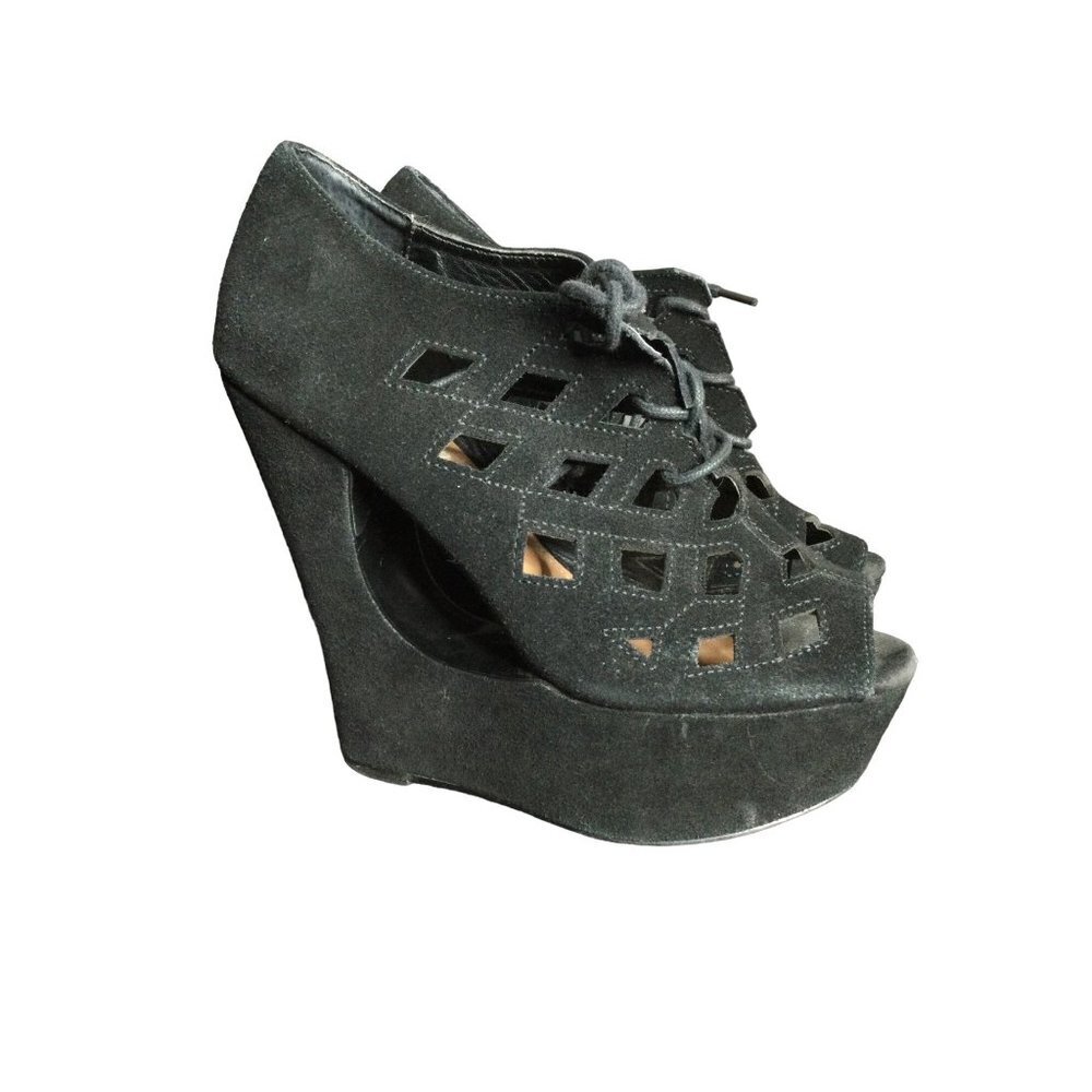 Steve Madden Daade Cut-Out Suede Leather Wedge Heel Bootie Black Size 7.5 M